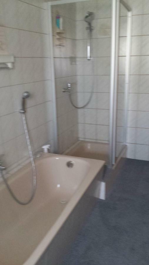 Ferienwohnung Baur Tussenhausen Eksteriør billede